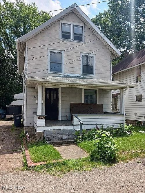 349 Comstock Ct, Akron, OH, 44305-1605 | Card Image