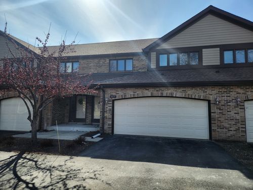 1835 Golf View Dr, Bartlett, IL, 60103-9548 | Card Image