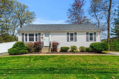 126 Sandy Pond Rd, Ayer, MA, 01432-1525 | Card Image