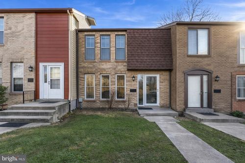 6911 Cipriano Woods Ct, LANHAM, MD, 20706-3828 | Card Image