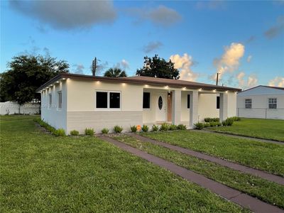 15411 Nw 32nd Ave, House other with 4 bedrooms, 2 bathrooms and null parking in Miami Gardens FL | Image 3