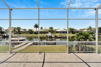 5243 Wishing Arch Drive, House other with 4 bedrooms, 3 bathrooms and null parking in Apollo Beach FL | Image 2