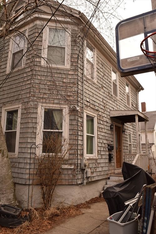 3 Lincoln Pl, Somerville, MA, 02145 | Card Image