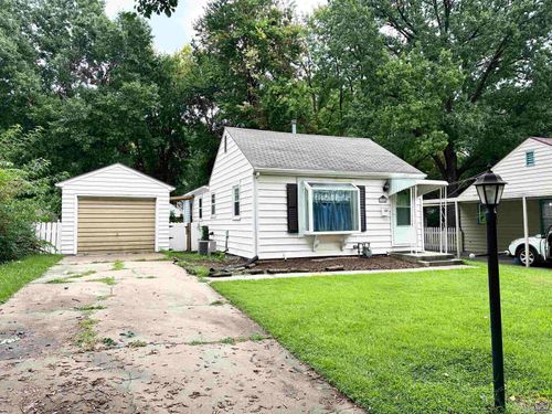 1914 Sw Stone Ave, Topeka, KS, 66604 | Card Image