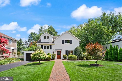 6633 Fisher Ave, FALLS CHURCH, VA, 22046-1816 | Card Image