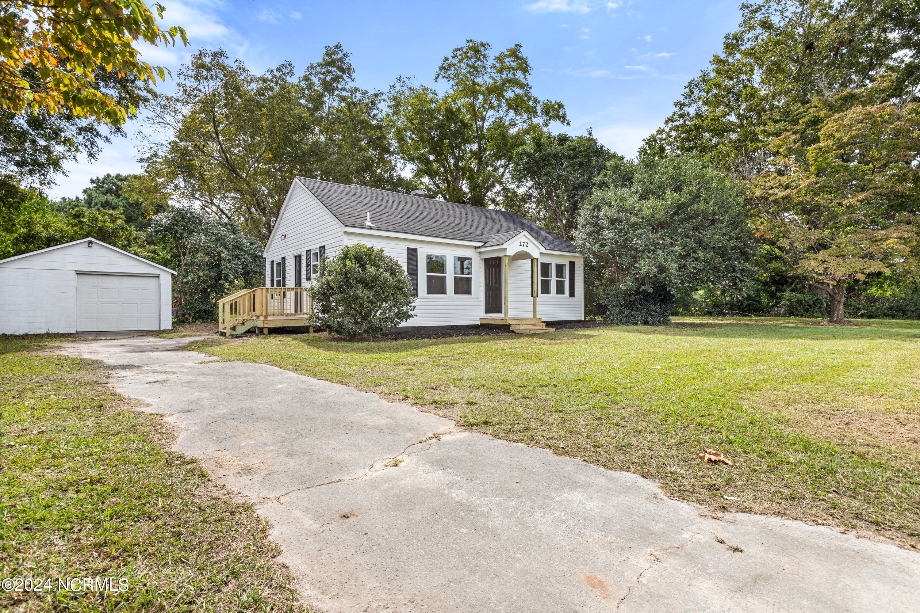 Bear Creek Rd, Hubert, NC 28539