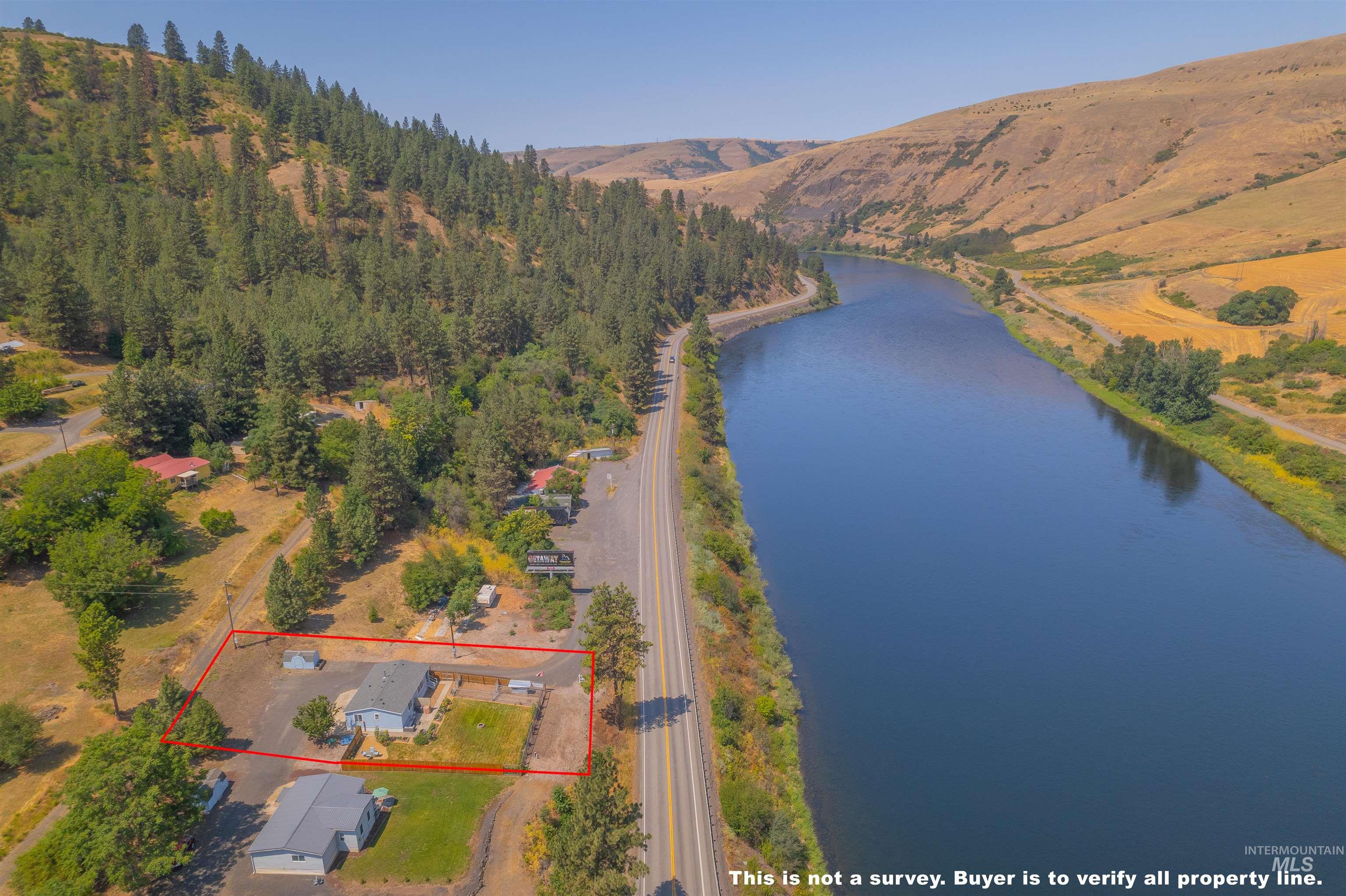 Paradise Ln, Lenore, ID 83541