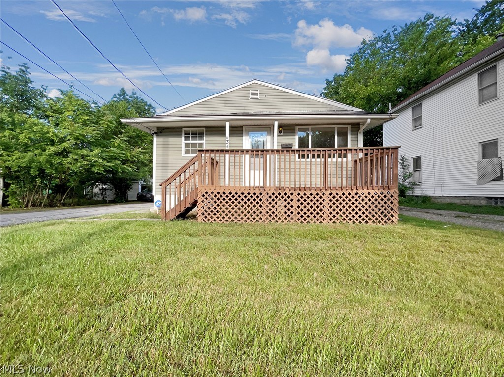 Noble Ave, Akron, OH 44320