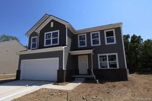 4198 Cedar Ln, Grand Blanc, MI, 48439-3451 | Card Image