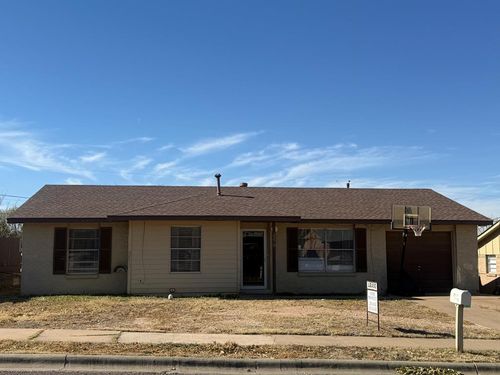2210 Lynn Dr, Big Spring, TX, 79720-6030 | Card Image