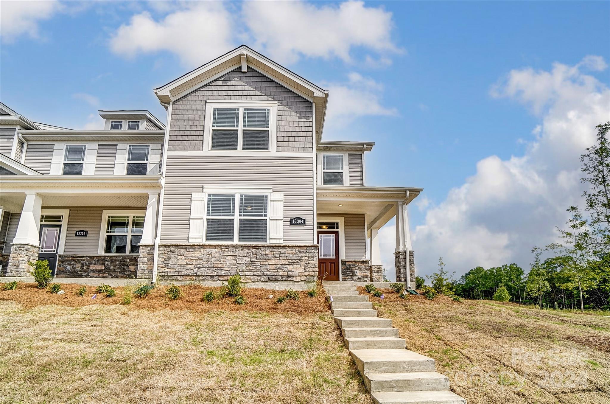 Cheyney Park Dr, Charlotte, NC 28269