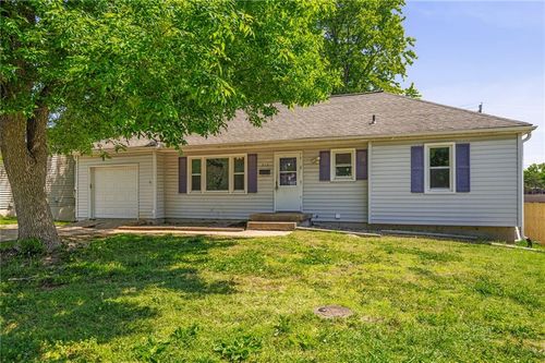 312 S Chester Terrace, Olathe, KS, 66061 | Card Image