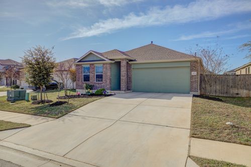 105 Isaac Millsaps Trl, Bastrop, TX, 78602-2233 | Card Image