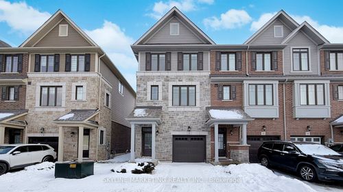 18 Hibiscus Lane, Hamilton, ON, L8K0A3 | Card Image