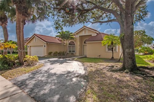 7440 Nw 65th Ln, Parkland, FL, 33067-3910 | Card Image
