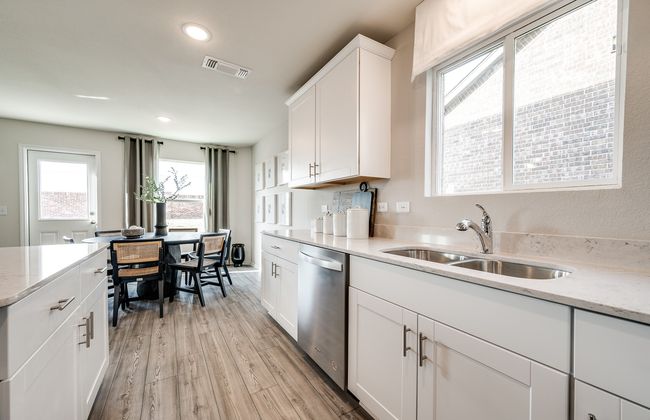 Eat in kitchen features large island *Model representation | Image 13
