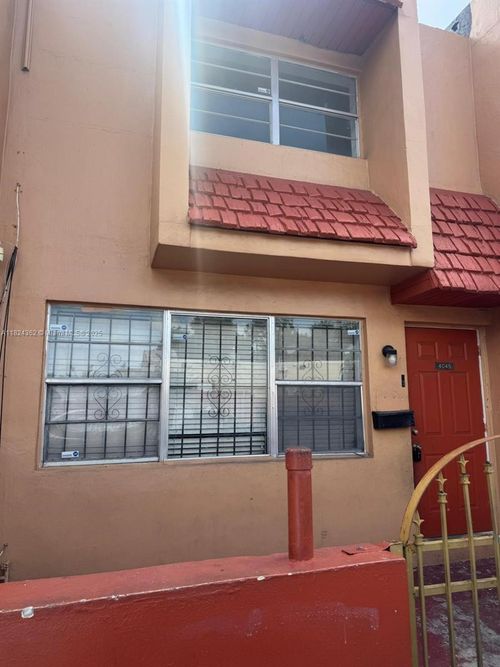 4045 Nw 19th St, Lauderhill, FL, 33313 | Card Image