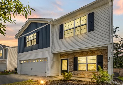 304 Torslanda Ln, Summerville, SC, 29486-7045 | Card Image