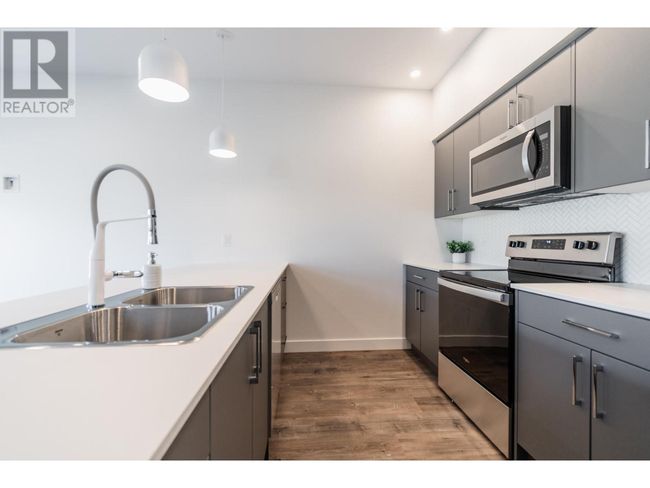 113 - 8960 Dallas Dr, Townhouse with 3 bedrooms, 3 bathrooms and 2 parking in Kamloops BC | Image 7