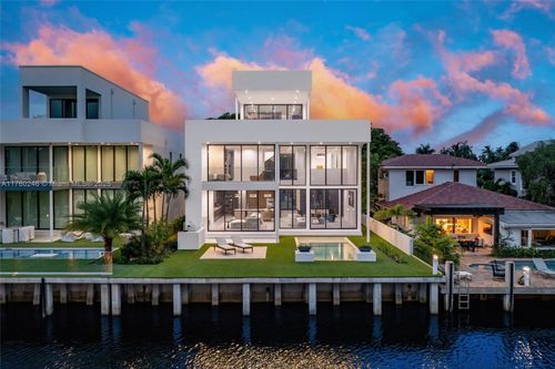 337 Coconut Isle Dr, Fort Lauderdale, FL, 33301-2423 | Card Image