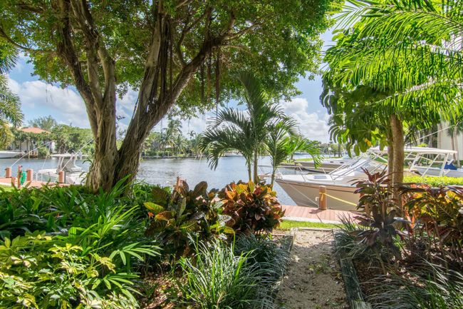 UNIT-202 - 16 Royal Palm Way, Condo with 2 bedrooms, 2 bathrooms and null parking in Boca Raton FL | Image 44