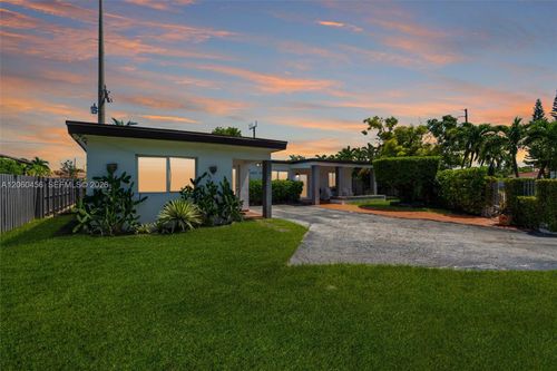400/402 Central Blvd, Miami, FL, 33144 | Card Image