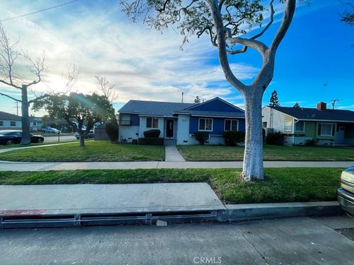11049 Atkinson, Inglewood, CA, 90303 | Card Image