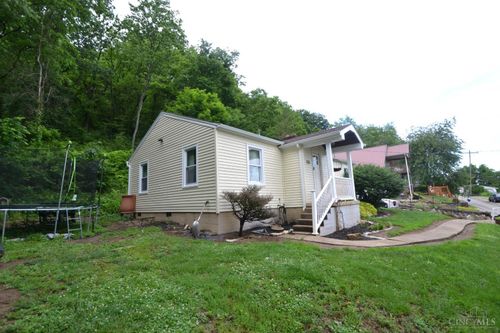 576 Mountain St, Aberdeen, OH, 45101-9761 | Card Image