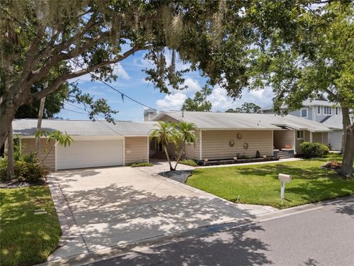 17 Freshwater Dr, PALM HARBOR, FL, 34684-1106 | Card Image