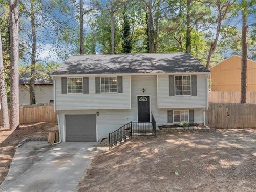 1480 Muirfield Dr, Stone Mountain, GA, 30088-3221 | Card Image