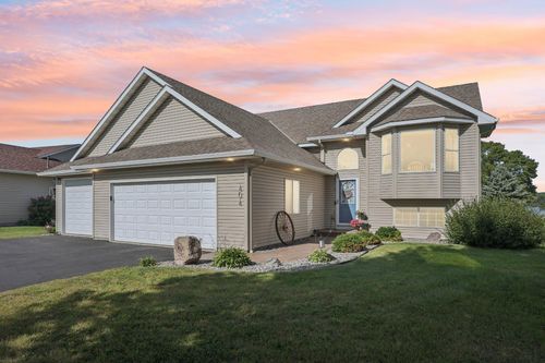 404 Lake Dr, Winsted, MN, 55395-6539 | Card Image