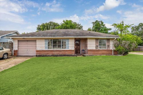 4235 Dacca Dr, Houston, TX, 77047-1231 | Card Image