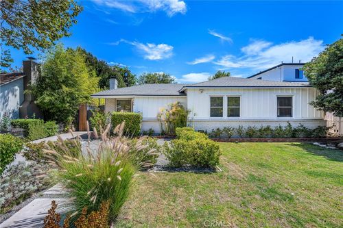 5644 Tobias Ave, Sherman Oaks, CA, 91411-3347 | Card Image
