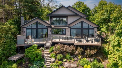 305 Wapaska Cres, Gravenhurst, ON, P1P0E9 | Card Image