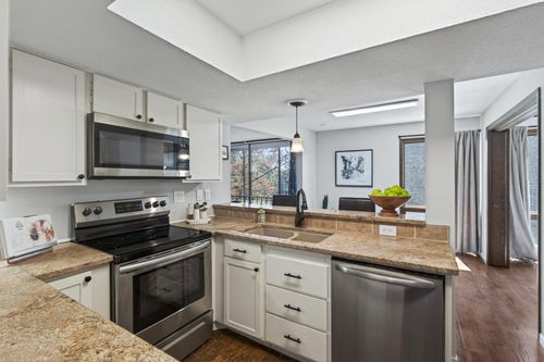 225-6085 Lincoln Dr, Edina, MN, 55436-1634 | Card Image