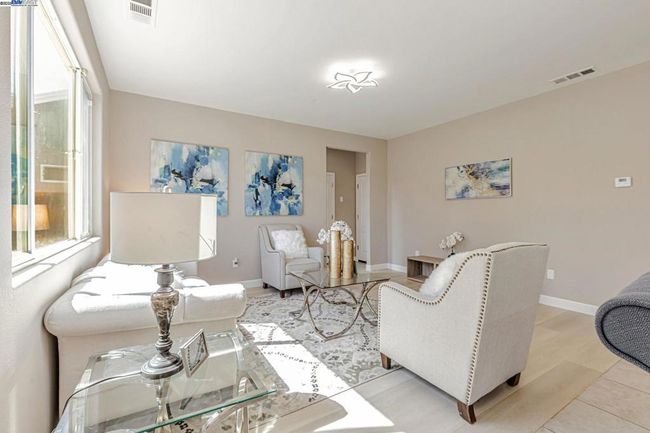 113 Silver Bell Way, House other with 5 bedrooms, 3 bathrooms and 2 parking in Oakley CA | Image 7