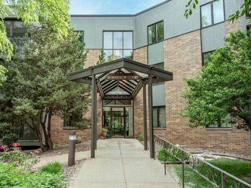 apt-205-10 Windsor Ct, New Brighton, MN, 55112-3382 | Card Image