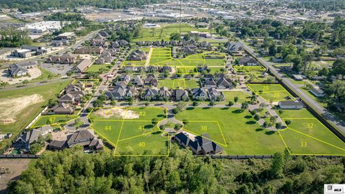 1719 Chartres Cir, Monroe, LA, 71201-3671 | Card Image