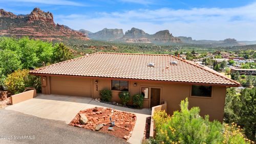 246 Circle Dr, Sedona, AZ, 86336-4151 | Card Image
