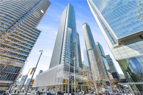 1109-10 York St, Toronto, ON, M5J0E1 | Card Image