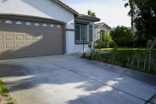 68792 Ridge Crest Way, Desert Hot Springs, CA, 92240-6544 | Card Image