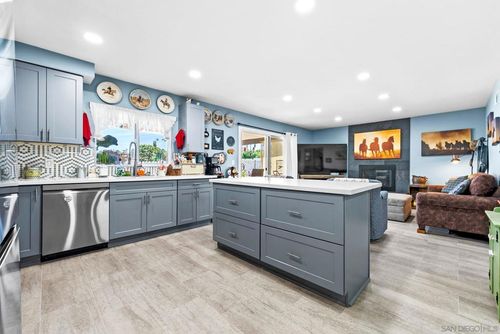 431 Richland, San Marcos, CA, 92069 | Card Image