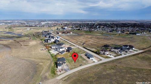 808 Emerald Park Rd, Emerald Park, SK, S4L0C4 | Card Image