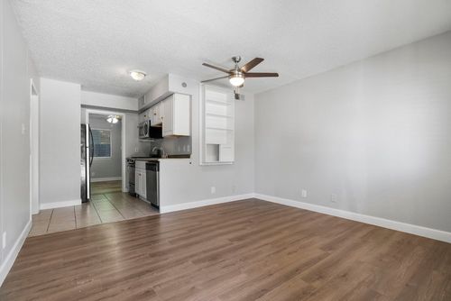 apt-4-1010 W 23rd St, Austin, TX, 78705-5021 | Card Image