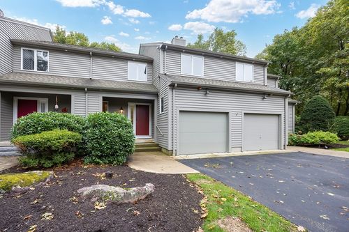 34-34 Poppasquash Rd, North Attleboro, MA, 02760-6309 | Card Image