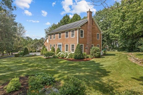 10 Brownell Way, South Burlington, VT, 05403-7890 | Card Image
