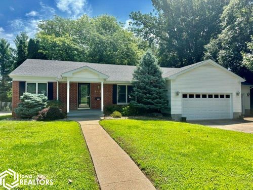 312 Sunrise Ln, Burlington, IA, 52601-1628 | Card Image
