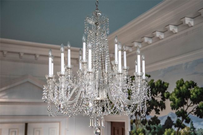 Foyer chandelier | Image 49