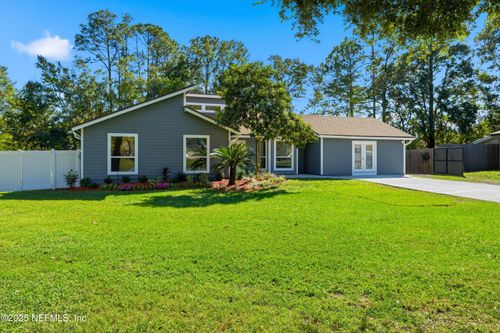 8199 Cayuga Trl W, JACKSONVILLE, FL, 32244-5431 | Card Image