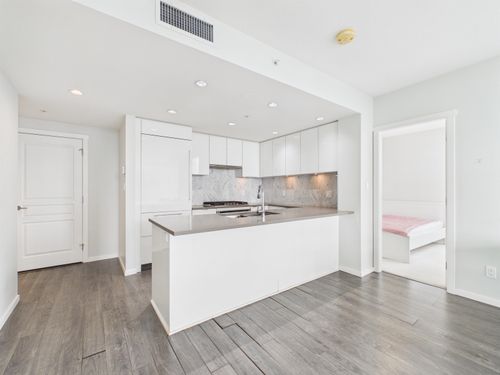 3603-5883 Barker Ave, Burnaby, BC, V5H0G4 | Card Image